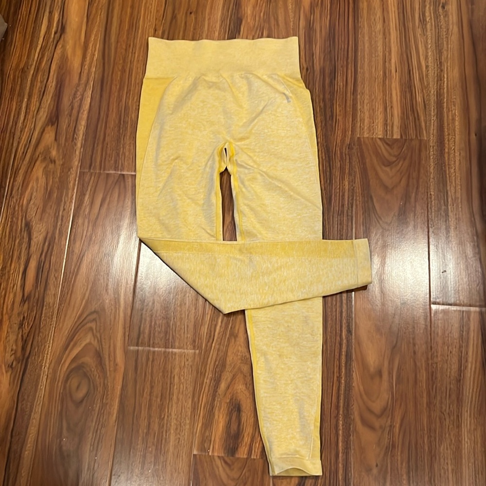 Gymshark- NWOT  Flex High Waisted Workout Leggings